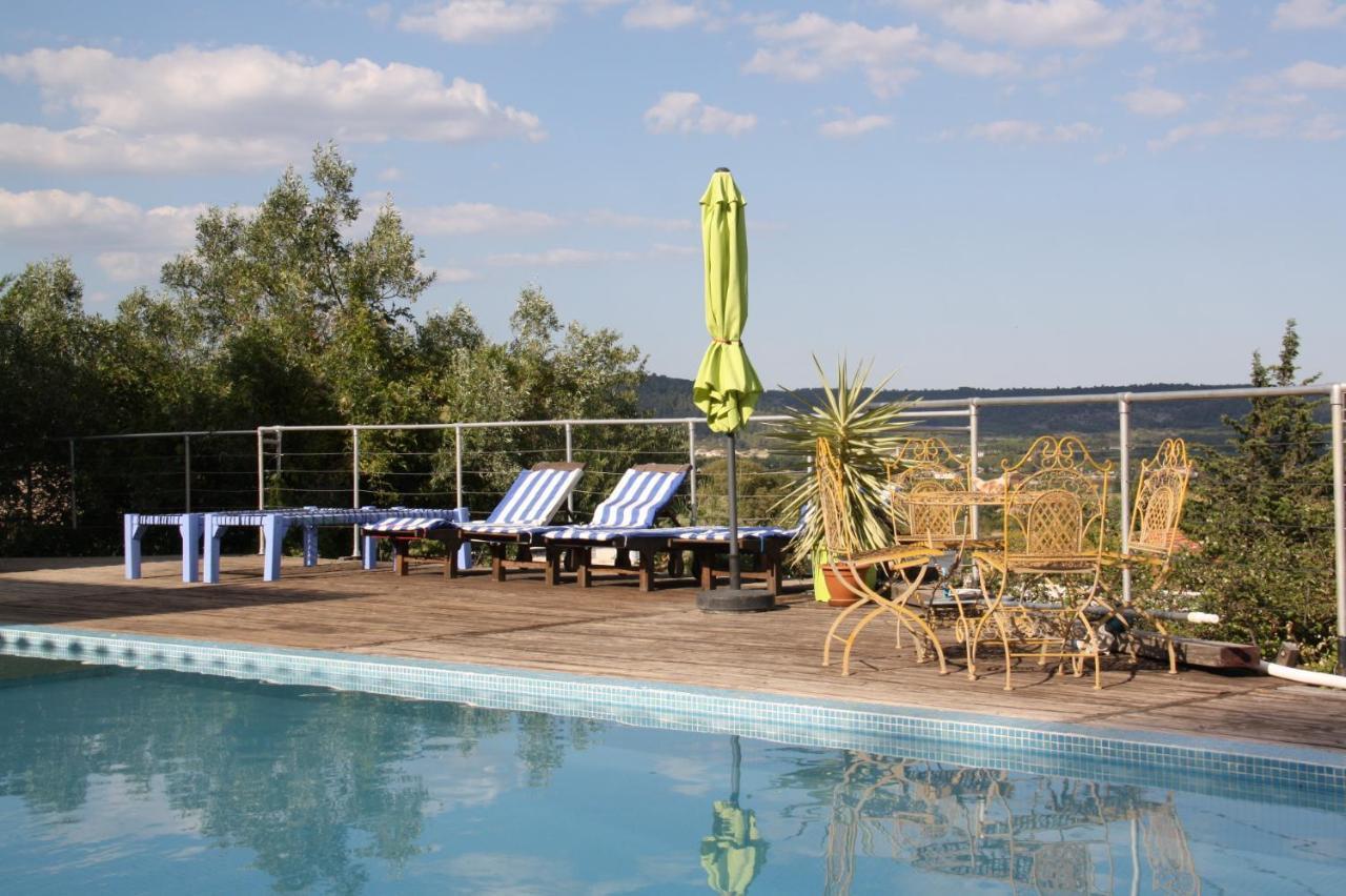 La Croisee Des Chemins Bed & Breakfast Calvisson Dış mekan fotoğraf